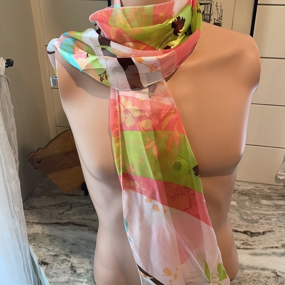 Beautiful scarf polyester - Picture 2 of 2